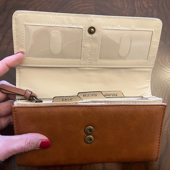NWOT Women’s Tan Long Wallet by Guang Tong - Picture 6 of 9